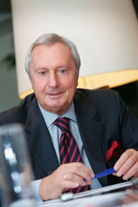 Vitalij Ignatěnko (67) vystudoval žurnalismus na Lomonosově univerzitě